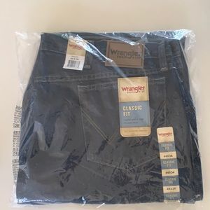 Wrangler 44x34 jean